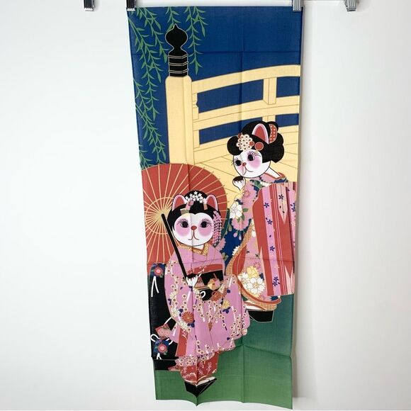 NWT Cat Manekineko Tenugui Towel Maiko Kimono Japanese Fabric Towel Tapestry - Picture 1 of 4